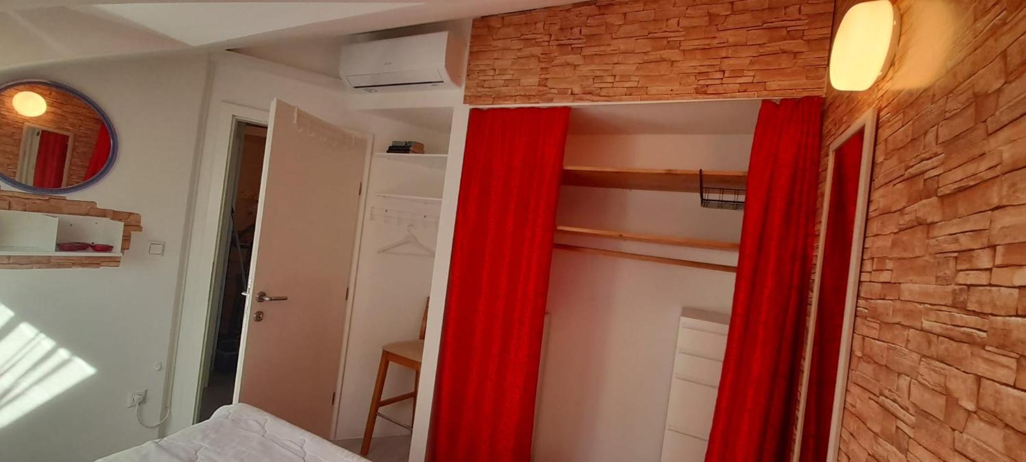 Apartment Sea View Mouth Cetina Omiš Buitenkant foto